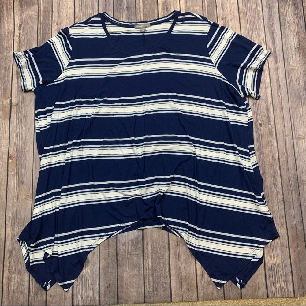 Blue striped tee